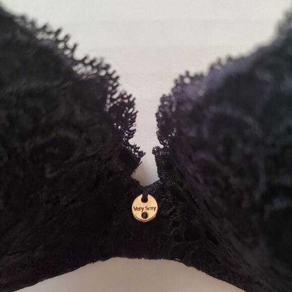 Victoria’s Secret Bra 34B Black Very Sexy Lace Padded Demi Push-up Underwire - Picture 3 of 10
